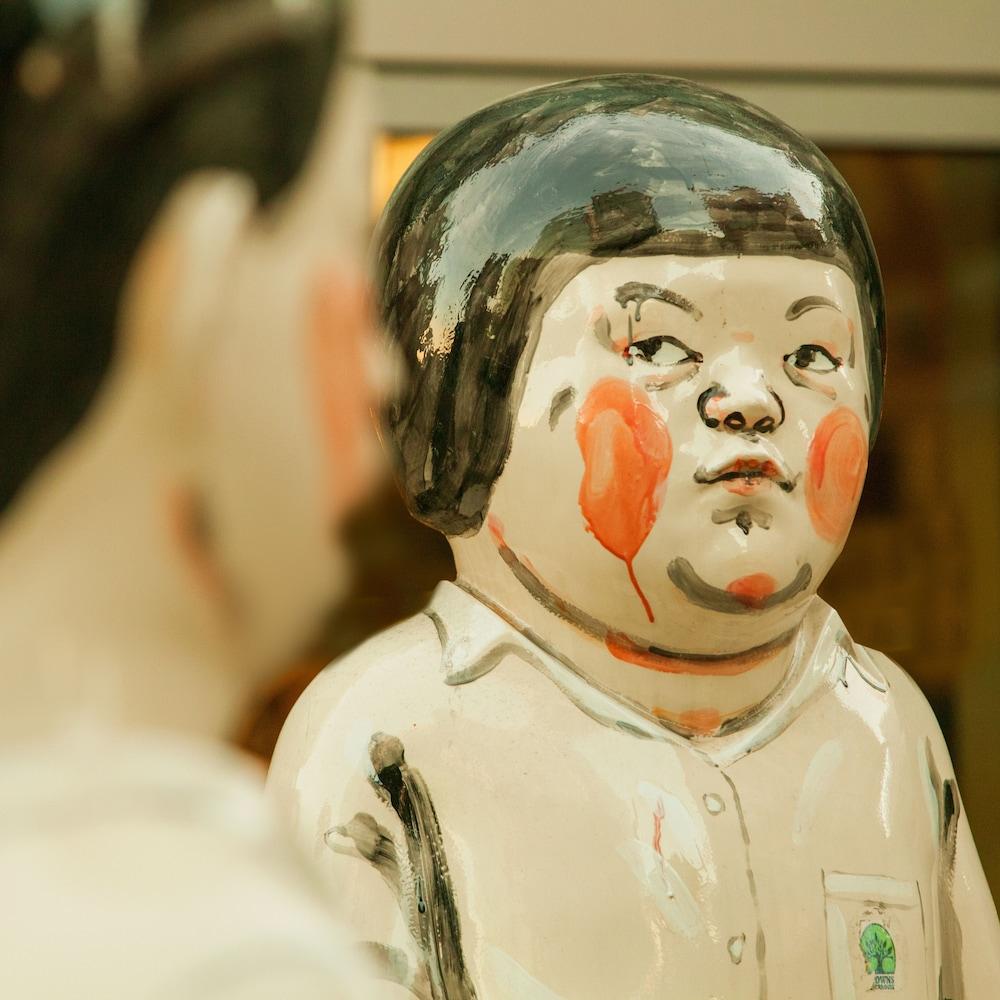 1 Hotel Seattle Exterior foto A doll of Daruma